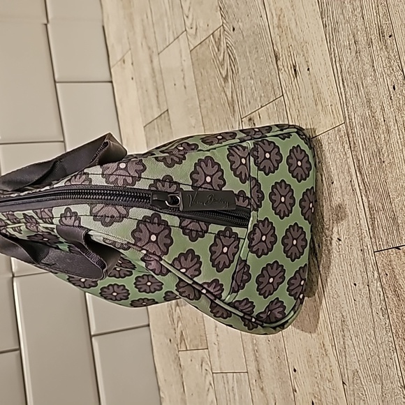 Vera Bradley lunchbox - Picture 4 of 7